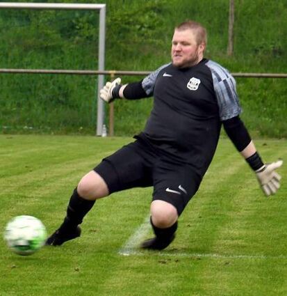 Als neuer Chefcoach ist Eric Franke nur noch in Notfällen als Torwart für den TSV Elmshausen im Einsatz