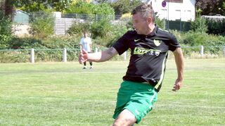 Markus Schäfer erzielte fünf Treffer für den VfR Fehlheim II beim 18:1-Sieg beim ISC Fürth; wesentlich schwerer dürfte es im anstehenden Kerwe-Heimspiel gegen den VfR Bürstadt werden.