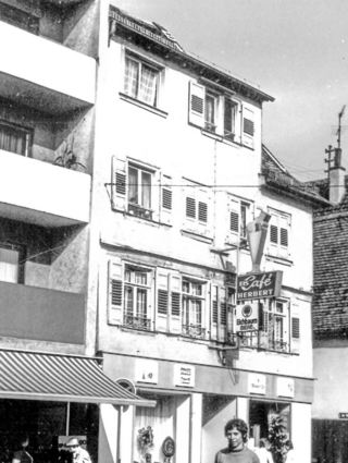 Die Hauptstraße 53.