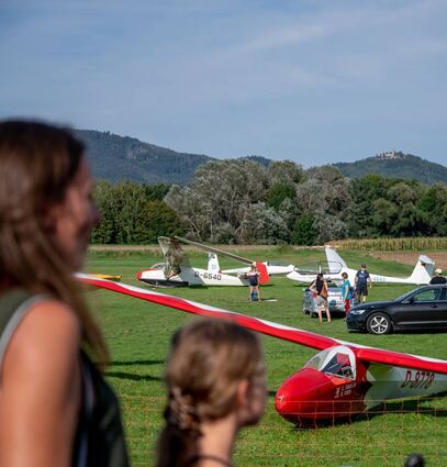 Beim Flugplatzfest der Bensheimer Segelfluggruppe wurde am Wochenende an zwei Tagen ein abwechslungsreiches Programm geboten.