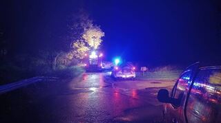 Der Weg zum Country Club wurde ausgeleuchtet.