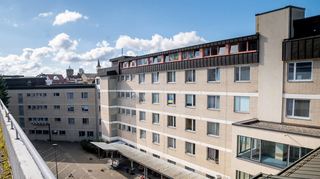 Derzeit sind im ehemaligen Luisenkrankenhaus in Lindenfels 278 Flüchtlinge unterbracht. Auch Wohnungen in der Nibelungenstraße dienen als Unterkunft.