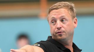 Marco Höhn, neuer Trainer des Handball-Bezirksoberligisten MSG Lorsch/Einhausen, gibt die Richtung vor.
