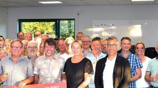 Neues Zuhause und direkt große Hilfe für den Heppenheimer Popchor, der in das Haus der Vereine umgezogen ist. vorne v.r. Marco Röhrig, Andrea Helm, Jürgen Rutz und Viktor Winterhalter.