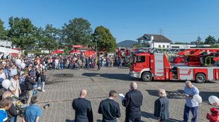 Der Tag der offenen Tür lockte in diesem Jahr rekordverdächtig viele Besucher zum Feuerwehr-Stützpunkt an der Robert-Bosch-Straße.
