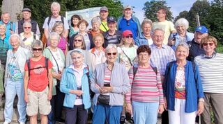 Eine Reisegruppe des Odenwaldklubs Lindenfels unternahm eine Wanderfahrt in den Bayerischen Wald. Unser Bild entstand in Passau.