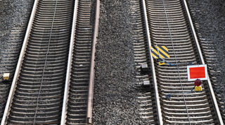 Fast sechs Monate lang wird die viel befahrene Bahnstrecke Frankfurt-Mannheim kommendes Jahr insgesamt voll gesperrt sein.