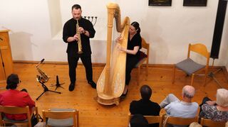 In der Auerbacher Synagoge spielte das Jerusalem-Duo Hila Ofek und Andre Tsirlin klassische Lieder und jüdische Volksmusik.