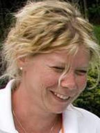 2105 Schwimmbad Lindenfels: Saisoneröffnung -neue Bademeisterin Andrea Cooper Bild: neu