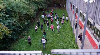 Beim Spendenlauf an der Grundschule Kappesgärten wurde unter anderem Geld für die Sonnenkinder gesammelt.