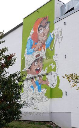 Natürliches Wachstum: Das Graffito am Hoffart-Gelände – hier noch in der Entstehung – soll eine Bezug zum Urban-Gardening-Projekt herstellen.