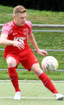 Nico Jäger traf zweimal (zum 2:0-Pausenstand und zum 3:0 in der 52. Minute) beim jüngsten Auerbacher 3:1-Sieg beim VfB Ginsheim.