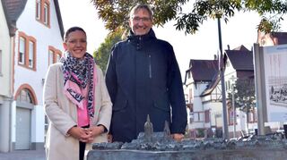 Die Flüchtlingshilfe Heppenheim – im Bild Anna Cammilleri und Burghard Klatt – leistet vielfältige Integrationsarbeit.
