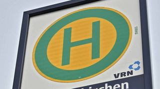 Für Fahrgäste aus Beedenkirchen und Umgebung wird der Umstieg von und zu der Buslinie MO2 am Marktplatz in Reichenbach verbessert.