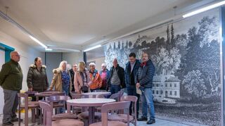 Im Rahmen der Sitzung des Auerbacher Ortsbeirats schauten sich die Mitglieder in den verschiedenen Räumlichkeiten des Bürgerhauses Kronepark um.
