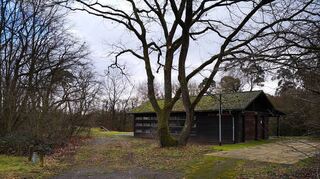 Die Einhäuser Grillhütte ist im Sommer ein beliebter Ort für Feiern von Vereinen und Privatpersonen. Die Gemeinde muss sie aber bei Waldbrandgefahr sperren. Als Ausgleich stellt sie die Hütte nun auch im Herbst und Winter zur Verfügung.