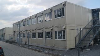 In der Lagerhausstraße wurde 2023 eine Container-Wohnanlage errichtet, um Flüchtlinge unterzubringen. Für das kommende Jahr, in dem weitere Flüchtlinge erwartet werden, sind neue Unterbringungsmöglichkeiten bereitzustellen.