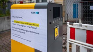 Nichts geht mehr: Weil in Teilen des Neumarkt-Centers der Strom abgestellt wurde, ist die Tiefgarage seit einer Woche geschlossen.