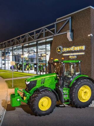 Bei John Deere in Mannheim arbeiten rund 3600 Menschen.