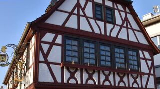 BLE Einhausen Altes Rathaus. Das Restaurant Altes Rathaus, gebaut im Jahr 1736, schließt zum Jahresende seine Pforten, weil das Pächterehepaar in Rente geht. ML/BILD: WEINBACH