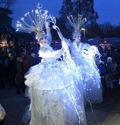 Der große Weihnachtsmarkt, den auch die Schneeköniginnen besuchten, ist vorbei. Auch rund um den zweiten Advent geht’s in Lorsch aber weihnachtlich zu.