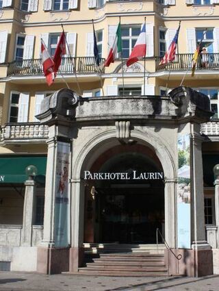 In Bozen das „Erste Haus am Platze“: das Parkhotel Laurin.