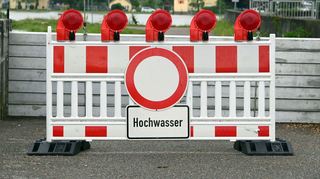 Hochwasser droht. (Symbolbild)