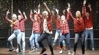 Die Reggeatons mit Frontmann Pedro Blas setzten den Schlusspunkt des Bühnenprogramms.