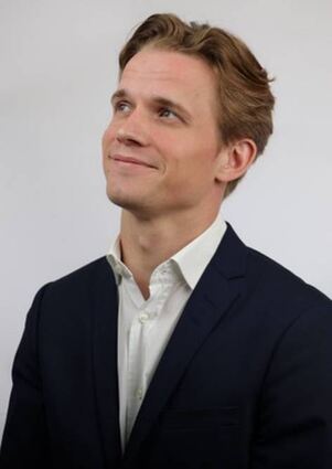 Dirigent Valentin Egel.