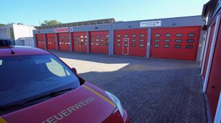 Die Erweiterung des Feuerwehrhauses am Gießer Weg ist eines der großen Einzelprojekte im Jahr 2024. Im Haushaltsplanentwurf sind dafür 836 000 Euro eingestellt.  20.09.2023; Foto: Thomas Zelinger
