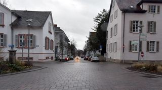 Die Werlestraße, hier vom Graben aus fotografiert, wird im Radverkehrskonzept der Stadt Heppenheim als Teil einer Fahrradstraße in Verbindung mit Karl- und Karl-Marx-Straße vorgeschlagen.