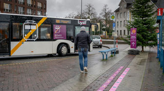 Den Bus nehmen müssen während der Riedbahnsperrung auch einige Fahrgäste in Bensheim.