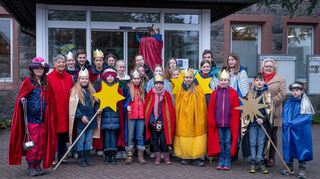 Die Sternsinger besuchten am Donnerstag unter anderem das Rathaus und wurden von Bürgermeisterin und Erster Stadträtin empfangen.