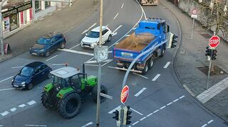 Bauern auf ihrem Weg in Richtung Wiesbaden.