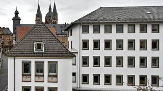 Wer besetzt künftig die Position der oder des Ersten Kreisbeigeordneten im Landratsamt? Diese Frage stellt sich nach dem jetzt bekanntgewordenen Wechsel von Amtsinhaberin Diana Stolz nach Wiesbaden.
