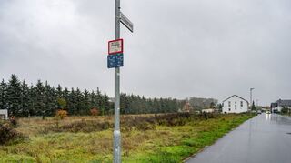 Auf dieses Grundstück im Fehlheimer Neubaugebiet wird die neue Fehlheimer Kita gebaut.