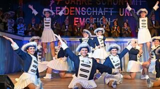 Die Mädchengarde begeisterte mit ihrer Tanzdarbietung.