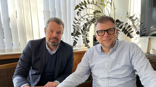 Arnd Suck (l.), Geschäftsführer Bezirksgruppe Rhein-Neckar-Odenwald von Südwestmetall, und Thomas Hahl, Chef der IG Metall Mannheim.