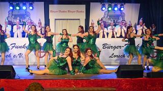 „Poison Ivy“ hieß der Beitrag des Gardeballetts, für den die jungen Fastnachterinnen mit jeder Menge Applaus belohnt wurden.