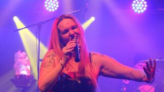 Nah dran am Original: Sleeping Sun mit Sängerin Birgit Niederreiter spielten am Samstagabend Songs von Nightwish im Musiktheater Rex.