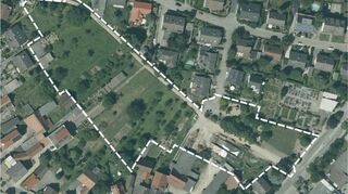 Die Luftaufnahme zeigt die Lage des Neubaugebiets „Nördlich der Hauptstraße“ in Rodau.