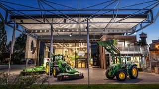 Blick auf das John-Deere-Forum in Mannheim.