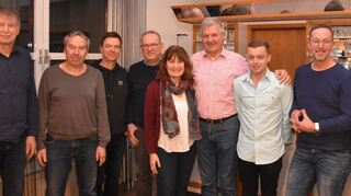 Zufriedene Gesichter nach der Wiederwahl (von links): Andreas Bierwisch, Norbert Keil, Andreas Hartnagel, Max Selig, Manuela Stanulla, Bürgermeister Helmut Glanzner, Dennis Freudenberger, Frank Richter und Andreas Müller.