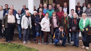 Mitglieder des deutsch-ungarischen Freundeskreises Bensheim-Mohács besuchten nicht nur, wie in jedem Jahr, die Partnerstadt Mohács, in diesem Jahr wurde auf Wunsch vieler der Hauptstadt Budapest besondere Aufmerksamkeit gewidmet. Unser Bild zeigt die Reisegruppe.