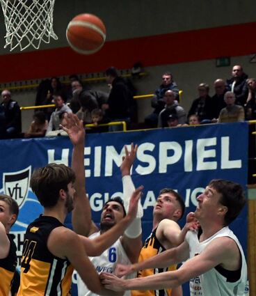 Unter den Körben wollen die VfL-Basketballer auch gegen Neu-Isenburg dominieren. In den Bensheimer Kader kehrt Leistungsträger Marc Liyanage (Nr. 6) zurück.