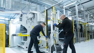 Blick in die Brennstoffzellen-Produktion bei Freudenberg e-power-Systems in München.