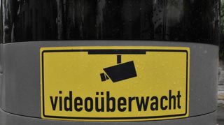 Die Blitzeranlage in Bensheim-Auerbach in der Darmstädter Straße ist in beide Richtungen videoüberwacht.