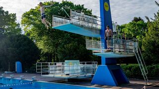 Ab dem 3. Mai kann man in Lorsch wieder jeden Tag ins Wasser springen. Das Waldschwimmbad eröffnet in genau einem Monat die Saison.