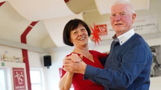 Hildegard Pilster und Harald Stahl tanzen für den TSC Rot-Weiß Lorsch und holten Bronze bei der Hessischen Landesmeisterschaft.