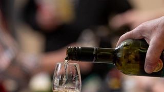 Beim Bergsträßer Weintreff werden am 20 April rund 180 Weine und Sekte der regionalen Winzer im Bensheimer Bürgerhaus verkostet.